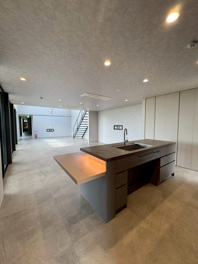 LINE_ALBUM_富津 篠宮様邸_250801_81