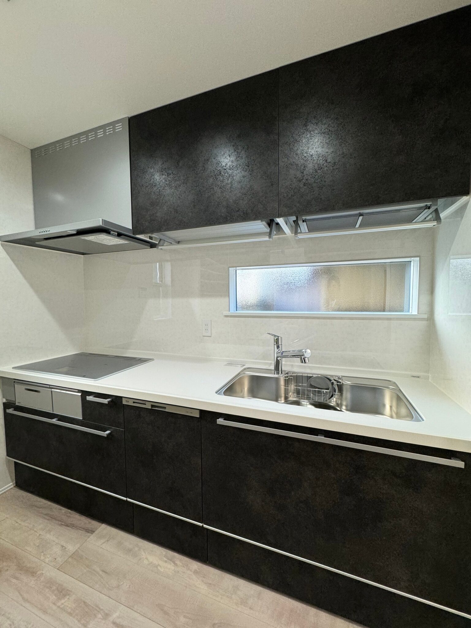 LINE_ALBUM_近江様邸 完工写真_241205_17