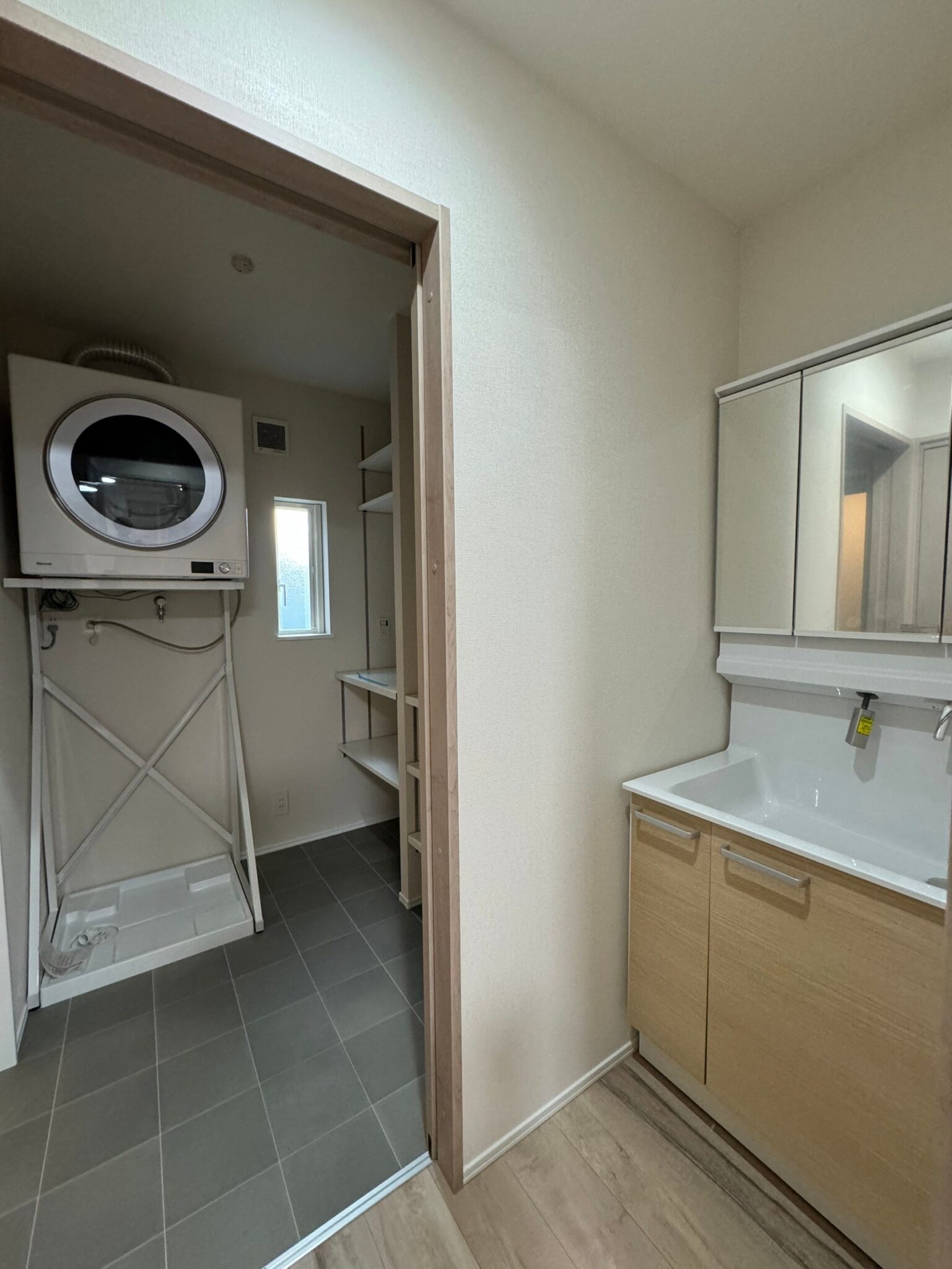 LINE_ALBUM_近江様邸 完工写真_241205_43