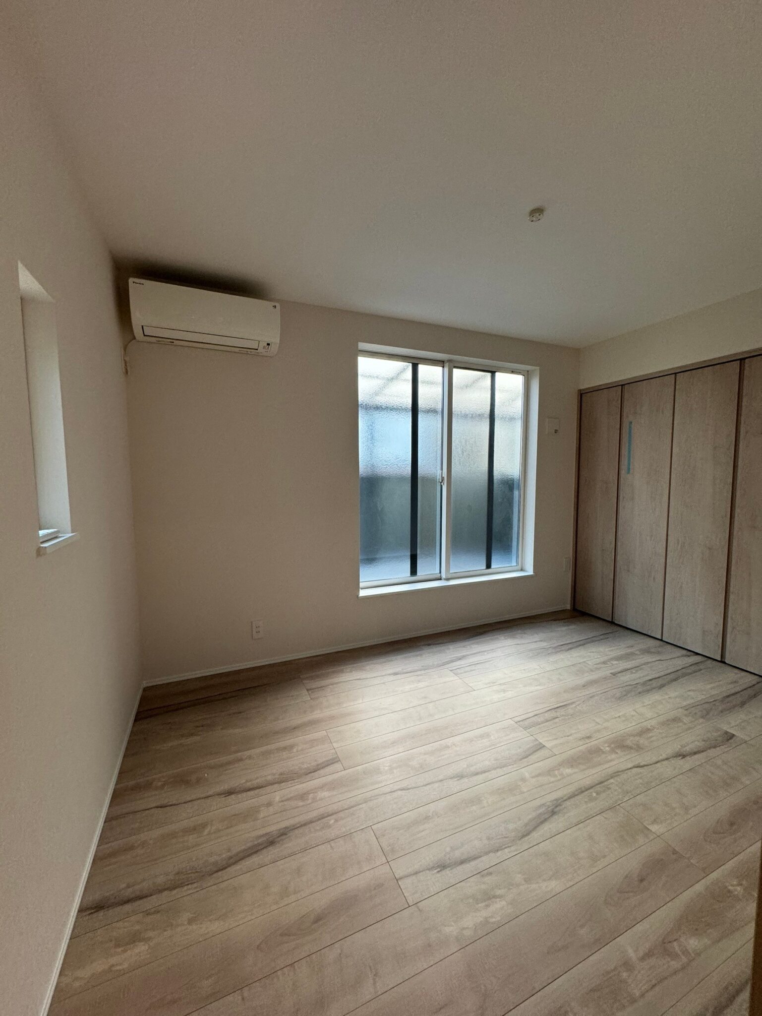 LINE_ALBUM_近江様邸 完工写真_241205_59