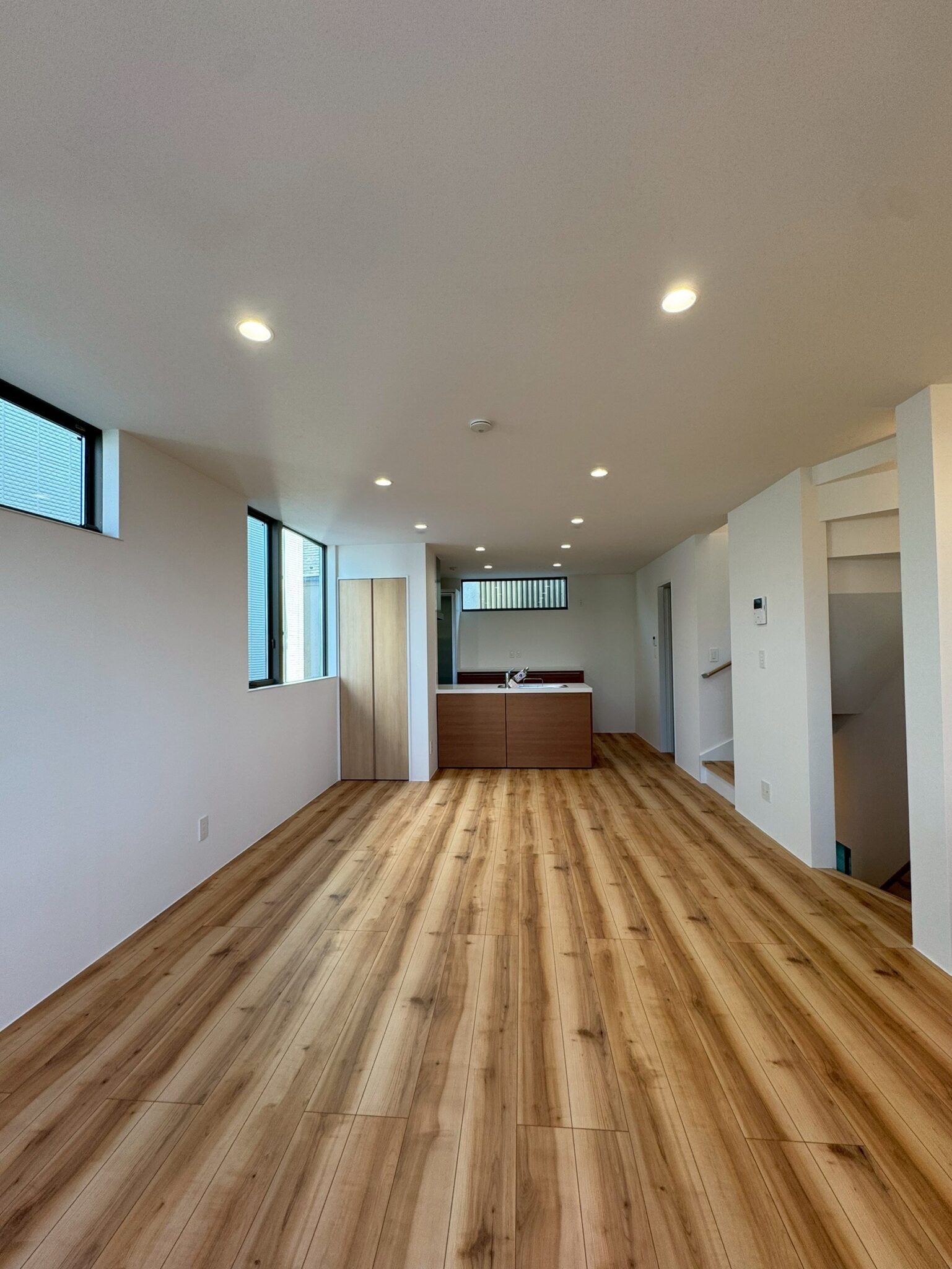 LINE_ALBUM_陳様邸_260402_32