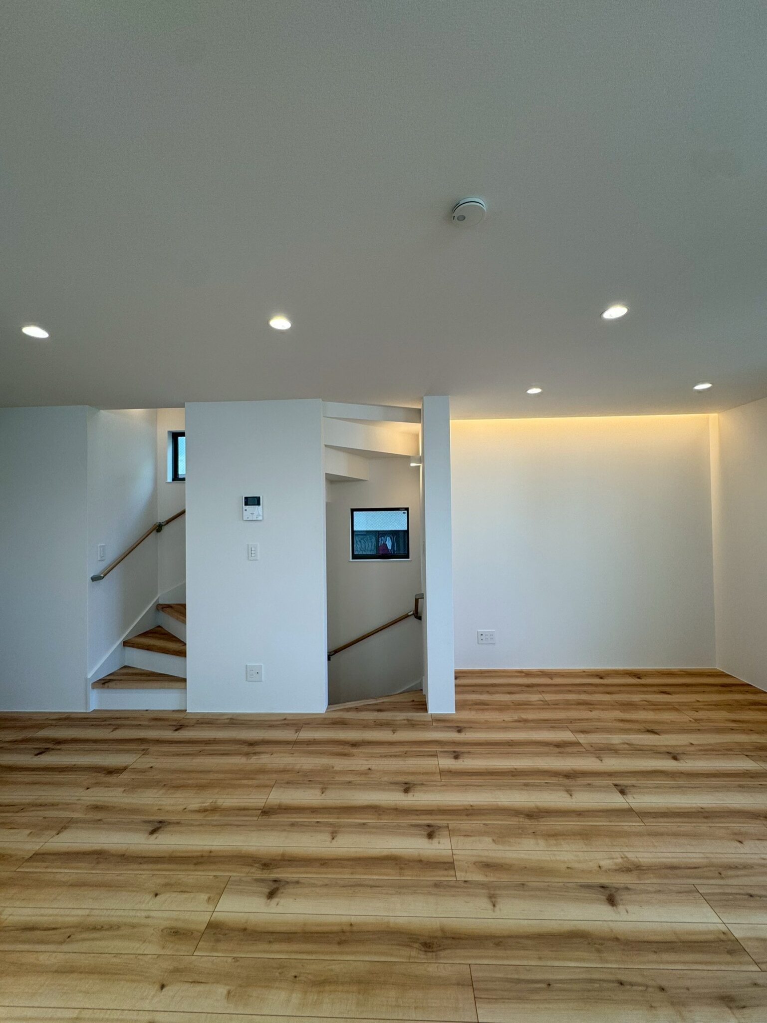 LINE_ALBUM_陳様邸_260402_44